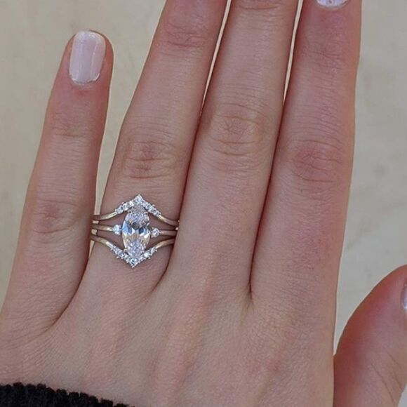 Sterling Silver Marquise 3 ring bridal set - Picture 1 of 5